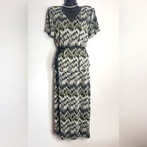 Jessica Howard Vintage Green Beige and Black Maxi Dress